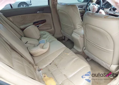 2008 Honda Accord 2.4 Ex-L z USA, uszkodzony, nr VIN 1HGCP26808A093949